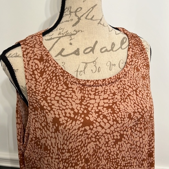 LOGO Layers XL Tank Top Loose Fit Cream/Brown Design - Picture 2 of 7